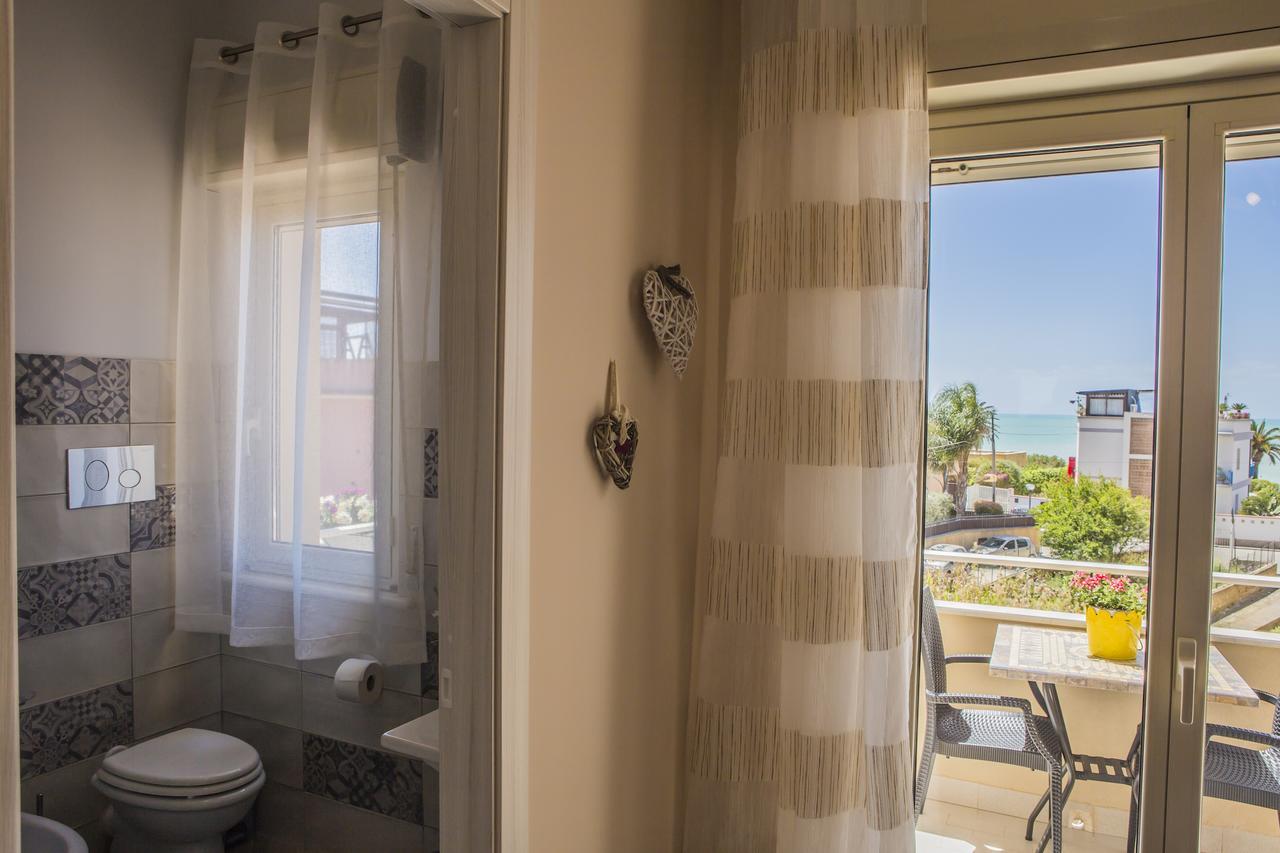 Le Notti Di Morfeo Bed & Breakfast San Leone Exterior photo